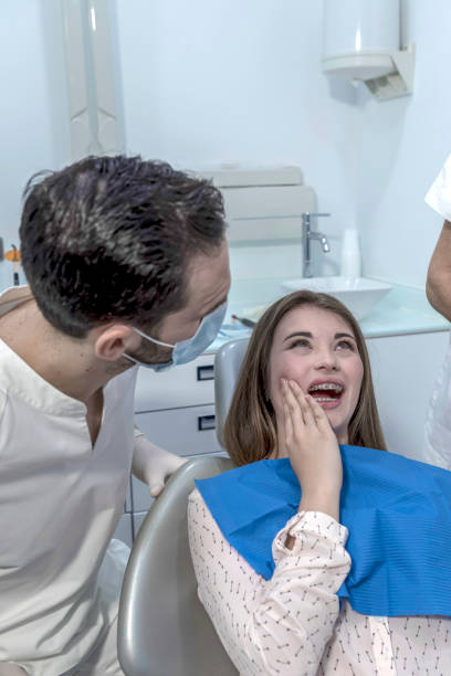 Best Weekend Emergency Dentist in Crainvle, IL