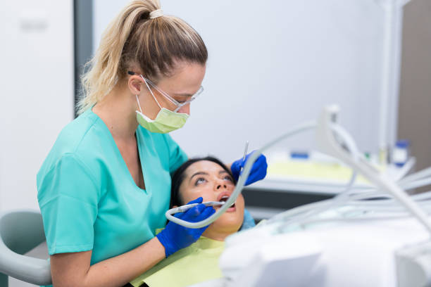 Best Emergency Dental Care for Broken or Chipped Teeth in Crainvle, IL